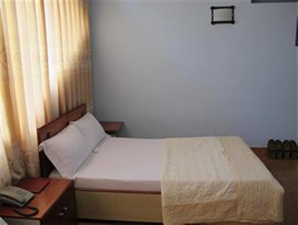 Ciao Cat Ba Hotel Chan Chau Bagian luar foto