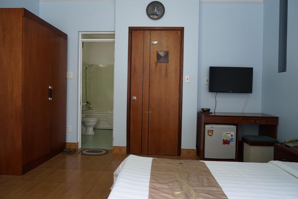 Ciao Cat Ba Hotel Chan Chau Bagian luar foto
