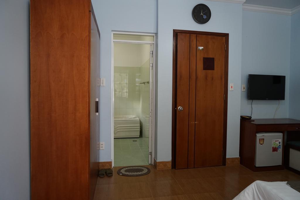 Ciao Cat Ba Hotel Chan Chau Bagian luar foto